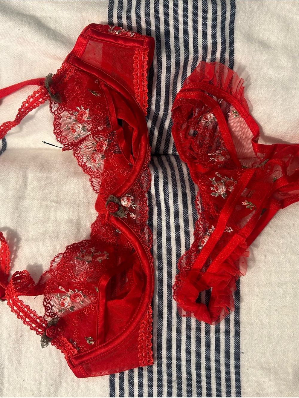 Luxury lingerie Lot - Picture 4 of 14